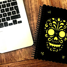 Libreta de Calavera en negro media carta.